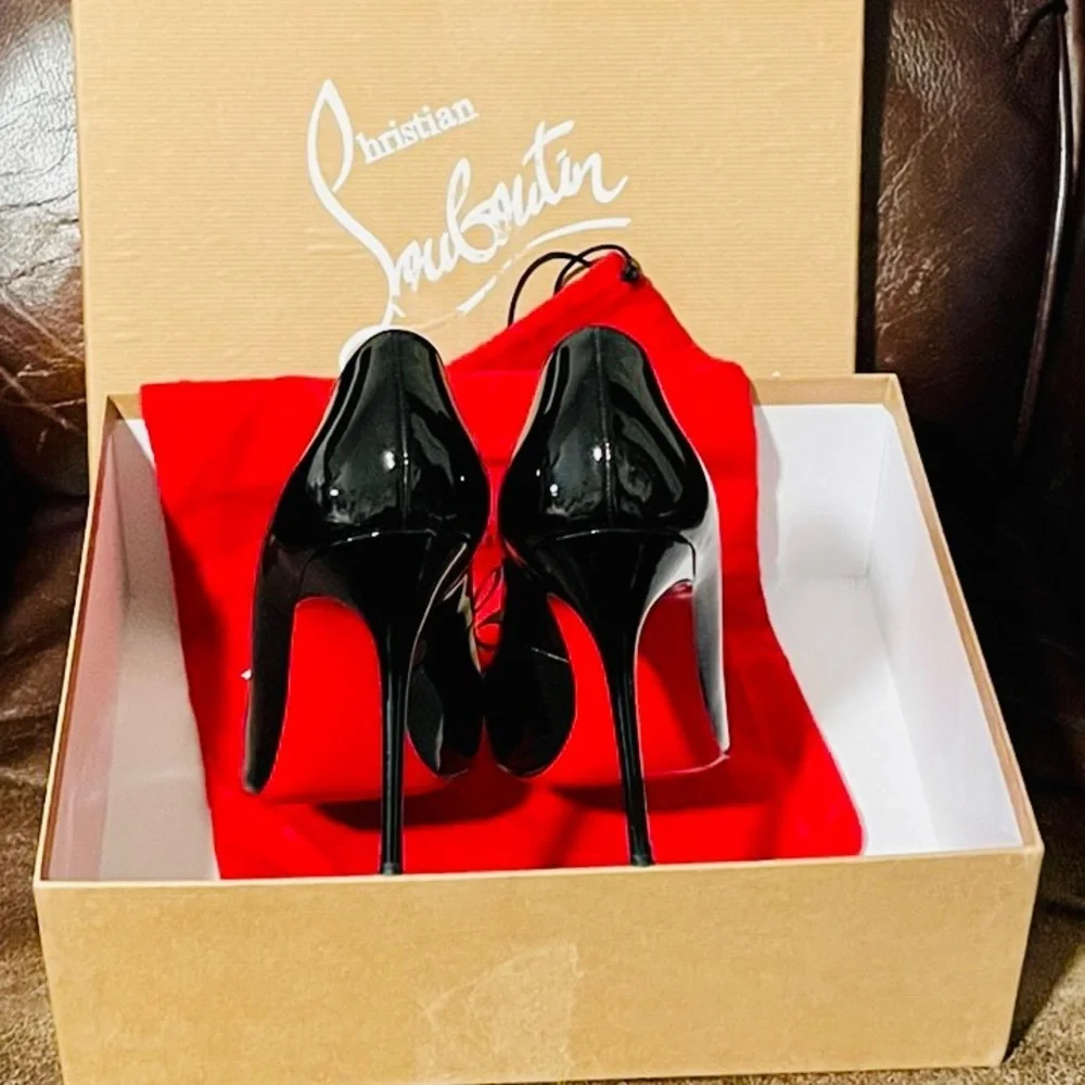 Christian Louboutin Kate 100mm Cherry Red Spikes. EU37 Blinding patent black.